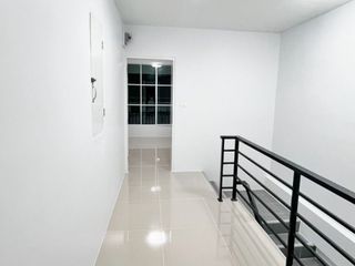 For sale 2 bedrooms townhouse in Si Racha, Chonburi