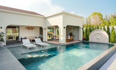 For sale 3 bedrooms villa in Hua Hin, Prachuap Khiri Khan