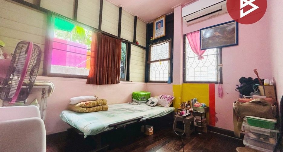 Haus zum Kauf mit 3 Zimmer in Khan Na Yao, Bangkok