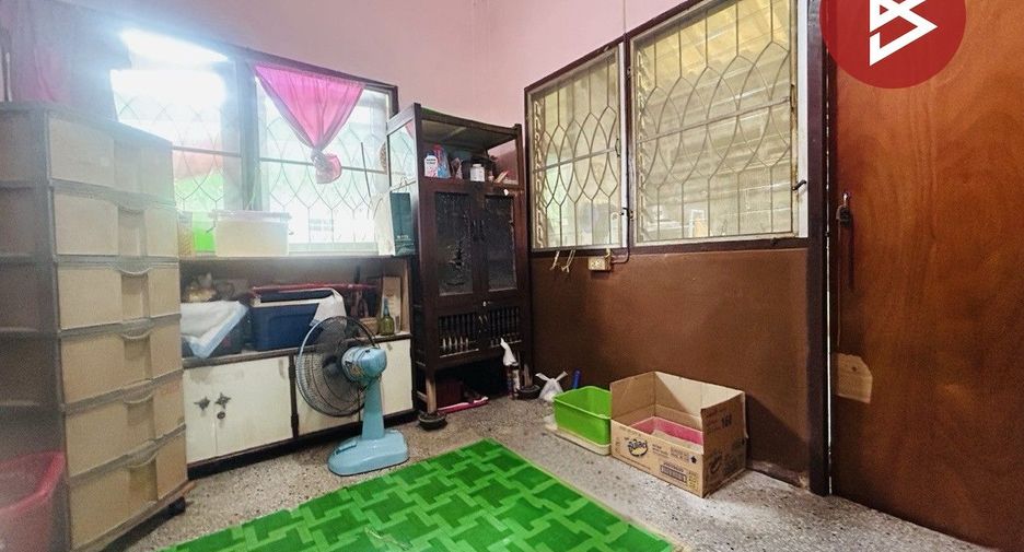 Haus zum Kauf mit 3 Zimmer in Khan Na Yao, Bangkok