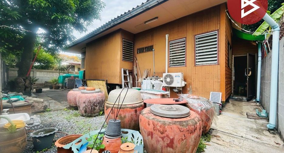 Haus zum Kauf mit 3 Zimmer in Khan Na Yao, Bangkok