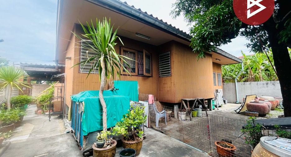 Haus zum Kauf mit 3 Zimmer in Khan Na Yao, Bangkok