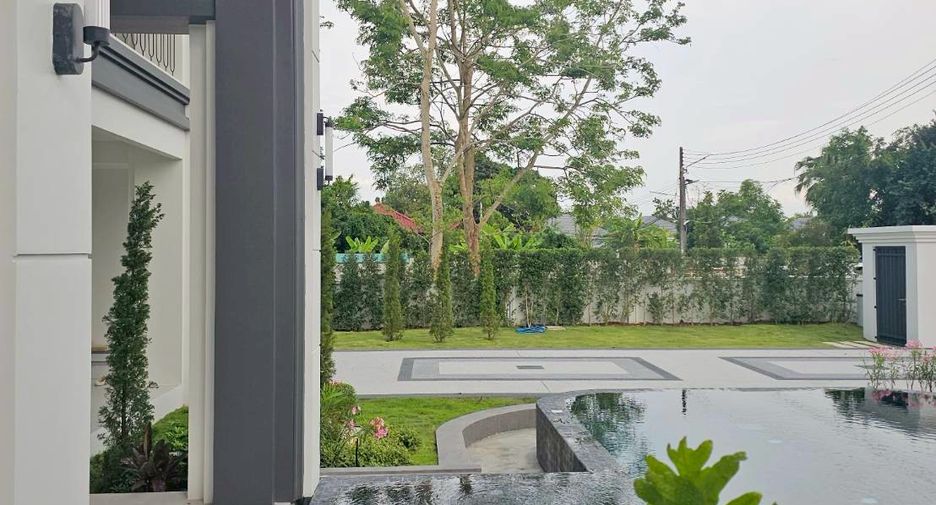 Villa en venta de 6 habitaciones en Saraphi, Chiang Mai