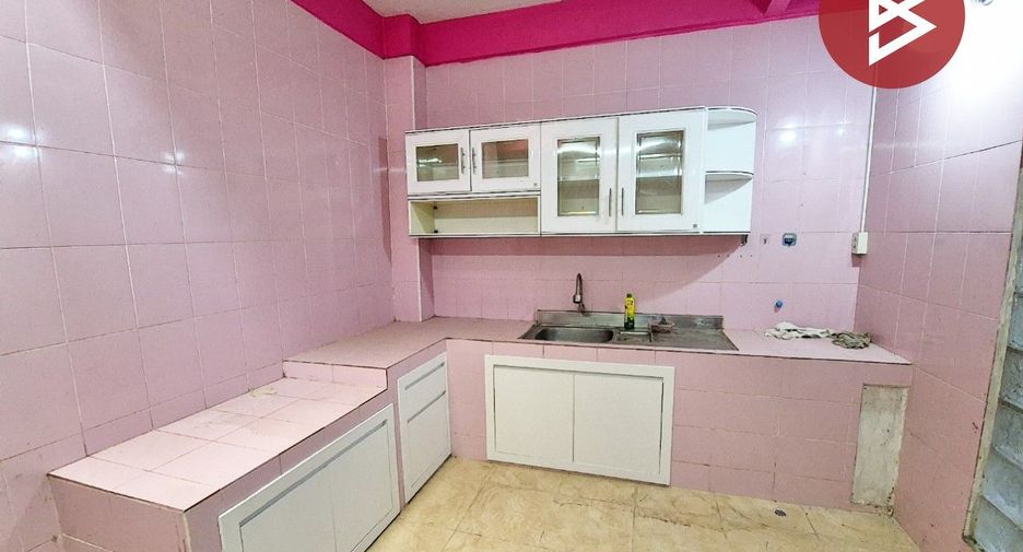 À vendre 2 chambres maison de ville à Mueang Nonthaburi, Nonthaburi