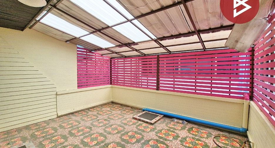 À vendre 2 chambres maison de ville à Mueang Nonthaburi, Nonthaburi