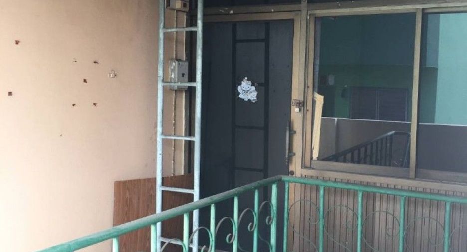 For sale hotel in Phra Pradaeng, Samut Prakan