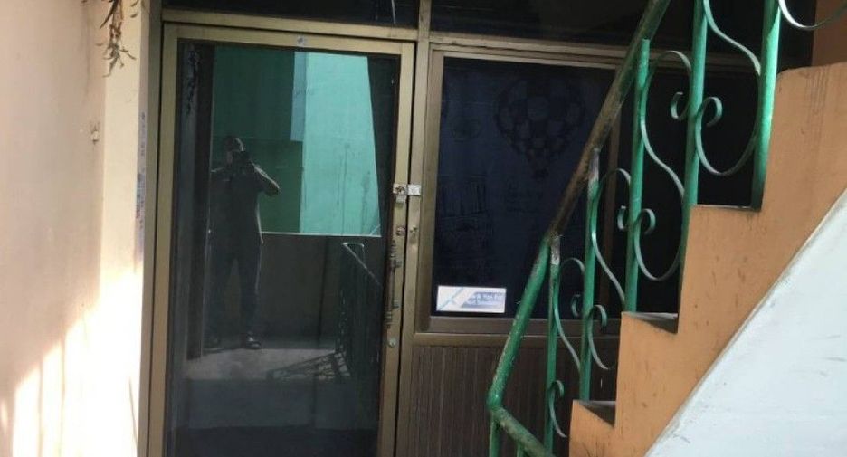 For sale hotel in Phra Pradaeng, Samut Prakan