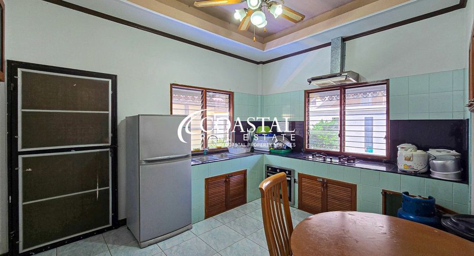 À vendre 18 chambres local commercial à Bang Saray, Pattaya
