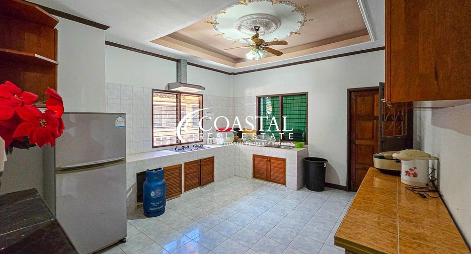 À vendre 18 chambres local commercial à Bang Saray, Pattaya