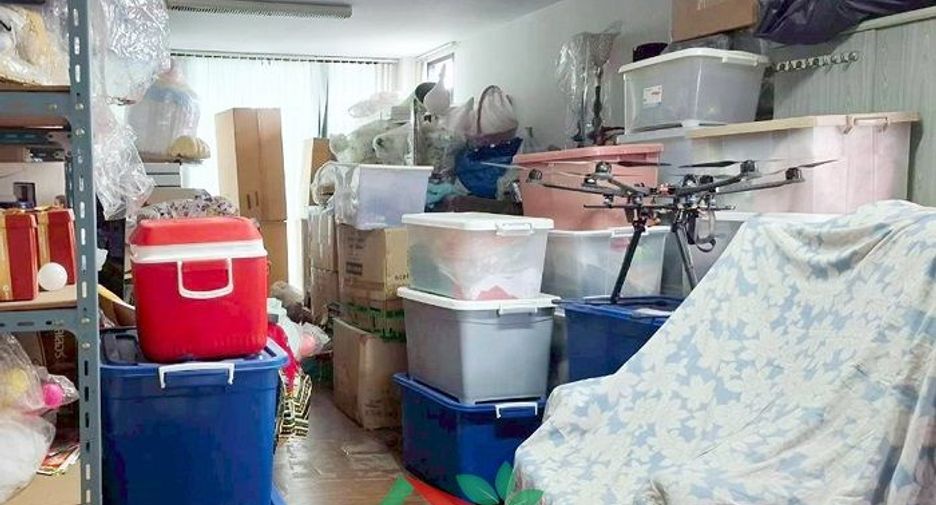 Local comercial en venta de 4 habitaciones en Khlong Sam Wa, Bangkok