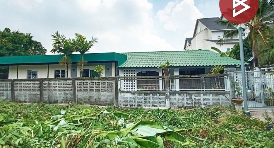 出售 4 卧室 独立屋 在 Chatuchak, 曼谷