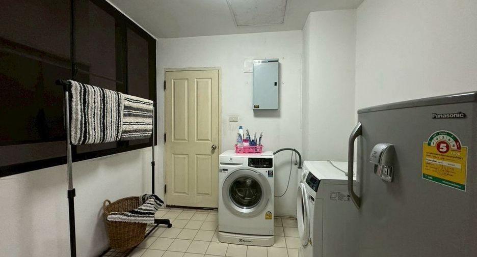 Condo en alquiler de 3 habitaciones en Mueang Nonthaburi, Nonthaburi