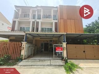 出售 3 卧室 联排别墅 在 Mueang Samut Prakan, Samut Prakan