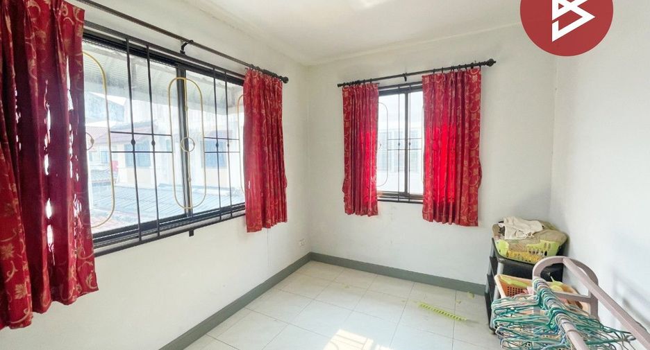 Продажа 3 спальни дом в Mueang Chon Buri, Чонбури