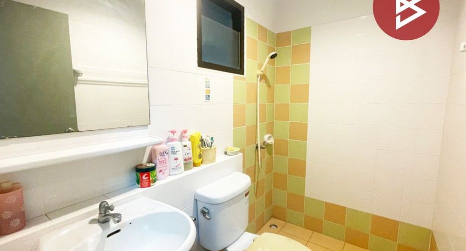Продажа 3 спальни дом в Mueang Chon Buri, Чонбури