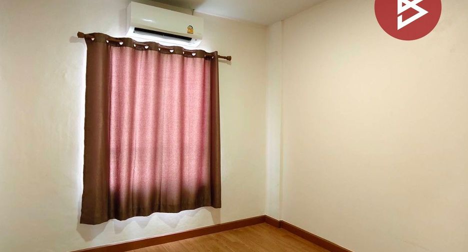 For sale 2 bedrooms townhouse in Krathum Baen, Samut Sakhon