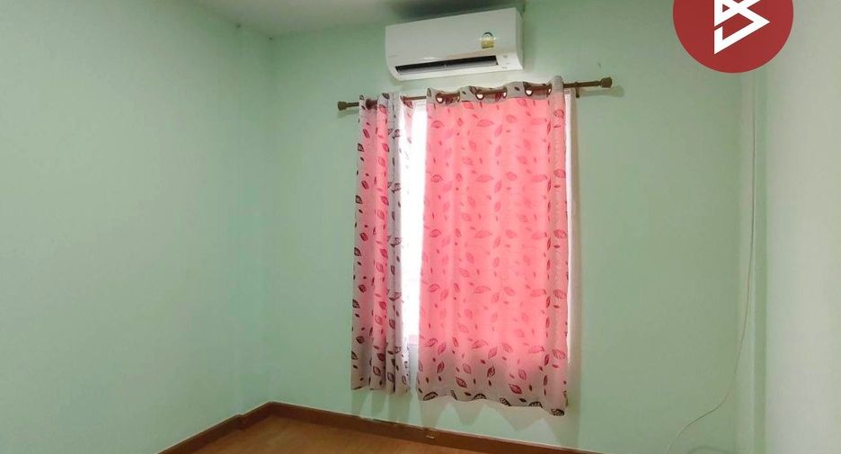 For sale 2 bedrooms townhouse in Krathum Baen, Samut Sakhon