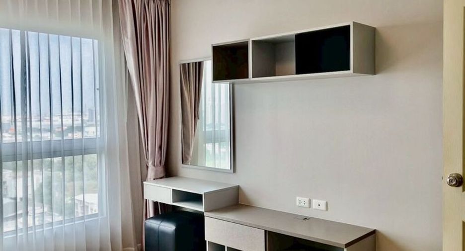 Wohnung zur Miete mit 1 Zimmer in Huai Khwang, Bangkok