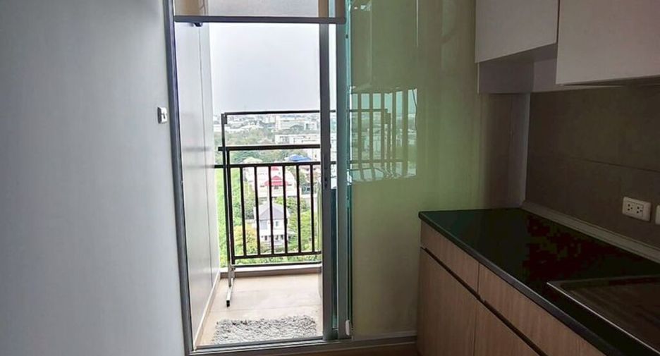 Wohnung zur Miete mit 1 Zimmer in Huai Khwang, Bangkok