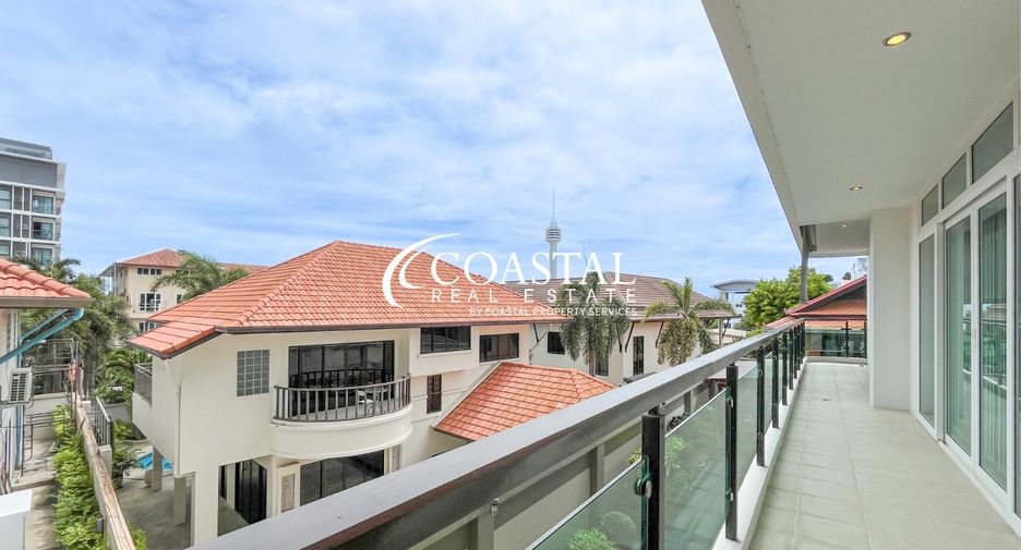 For sale 2 bedrooms condo in Pratumnak, Pattaya
