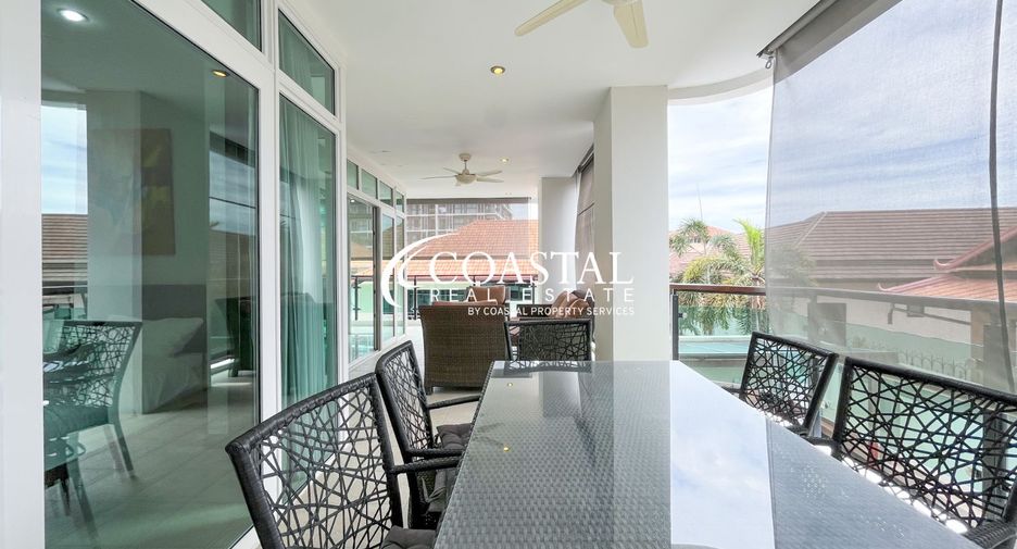 For sale 2 bedrooms condo in Pratumnak, Pattaya