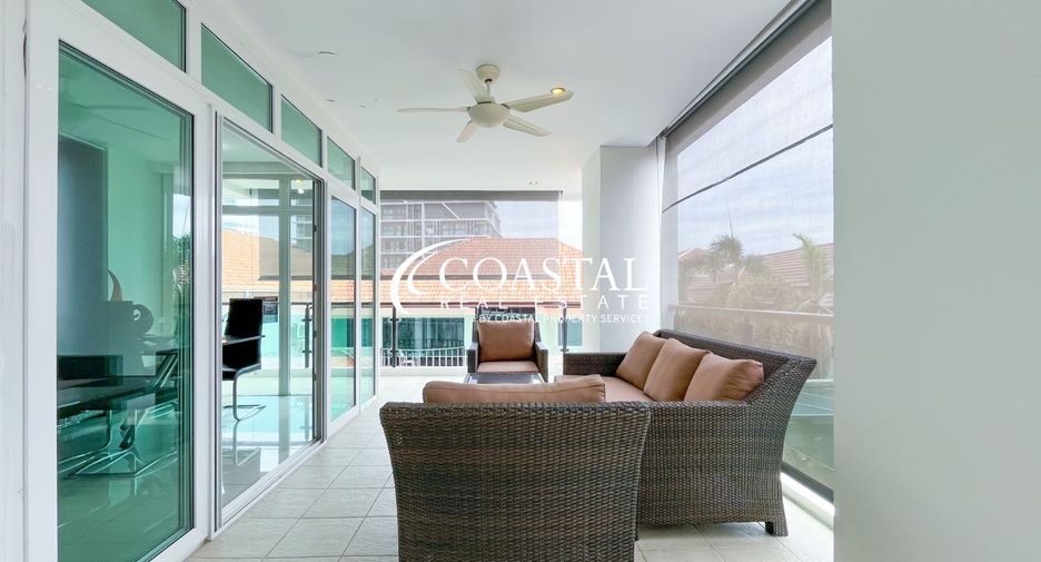 For sale 2 bedrooms condo in Pratumnak, Pattaya