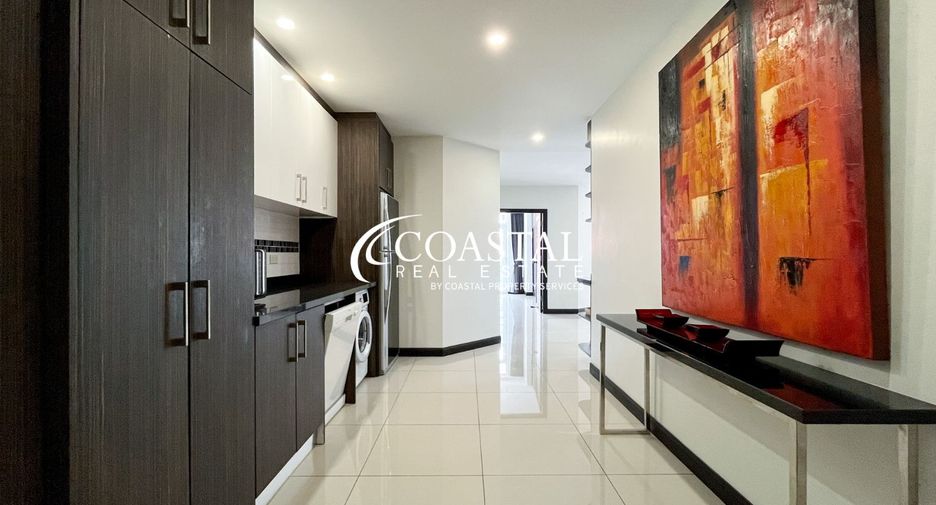 For sale 2 bedrooms condo in Pratumnak, Pattaya
