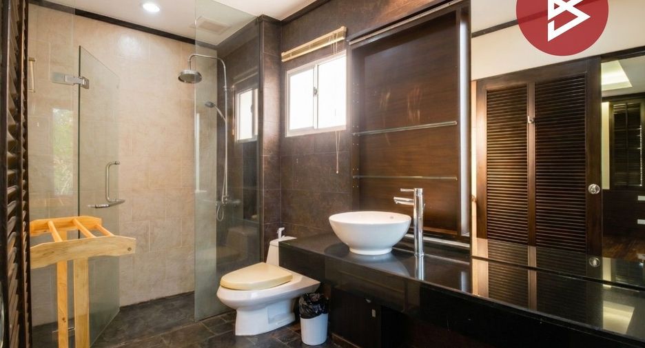 Haus zur Miete und zum Kauf mit 5 Zimmer in Mueang Khon Kaen, Khon Kaen