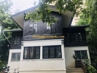 Haus zur Miete mit 5 Zimmer in Mueang Chiang Mai, Chiang Mai
