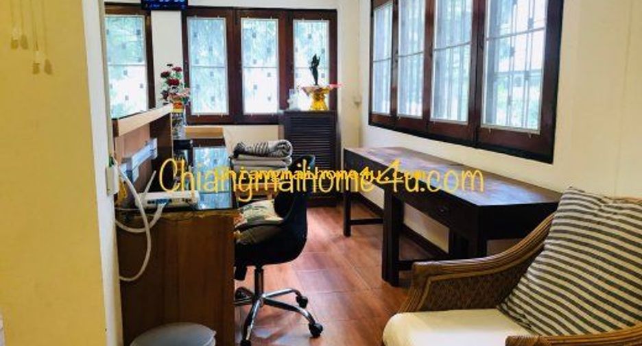 For rent 5 bedrooms house in Mueang Chiang Mai, Chiang Mai