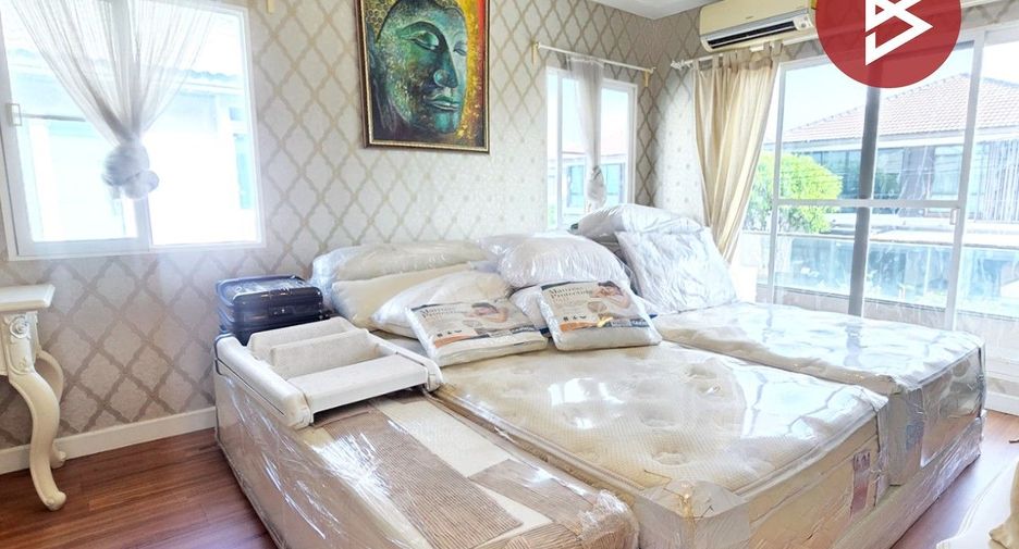 Casa en venta de 3 habitaciones en Bang Phli, Samut Prakan