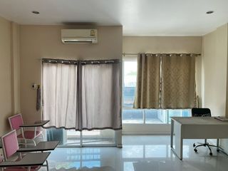 出售 3 卧室 联排别墅 在 Thanyaburi, Pathum Thani