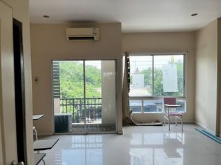 出售 3 卧室 联排别墅 在 Thanyaburi, Pathum Thani