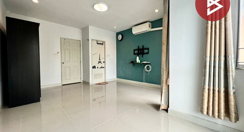 Casa adosada en venta de 2 habitaciones en Mueang Chon Buri, Chonburi
