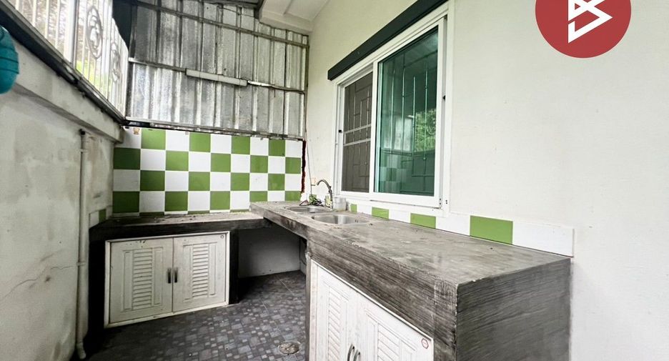 Casa adosada en venta de 2 habitaciones en Mueang Chon Buri, Chonburi