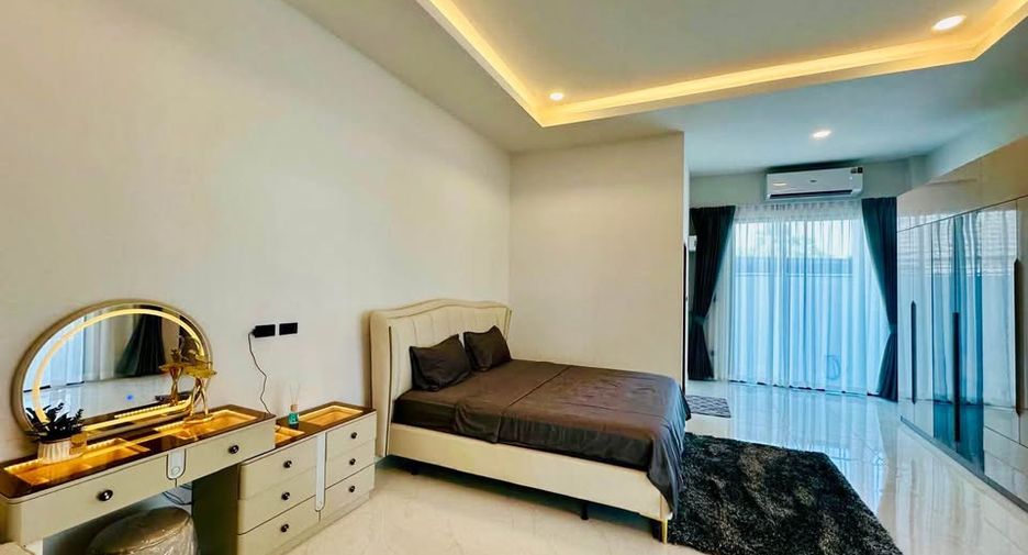 Villa en alquiler de 4 habitaciones en East Pattaya, Pattaya