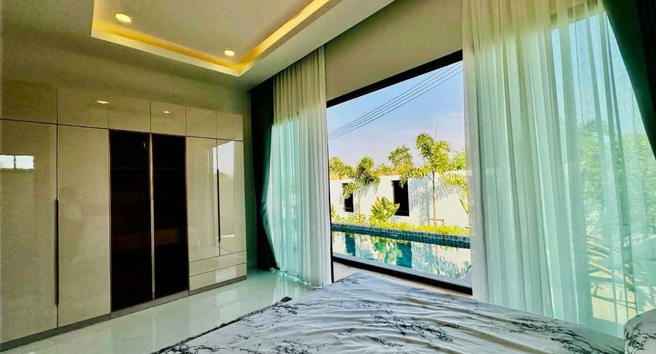 Villa en alquiler de 4 habitaciones en East Pattaya, Pattaya