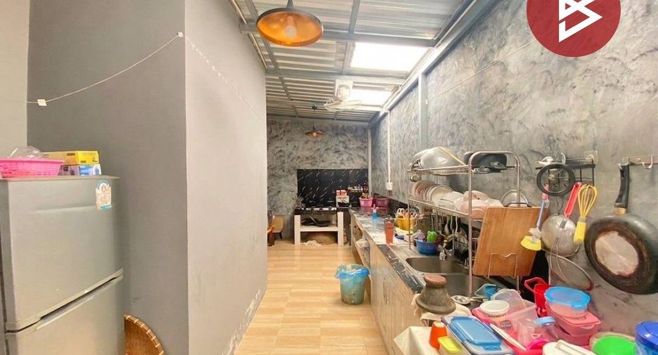 For sale 4 bedrooms house in Phan Thong, Chonburi