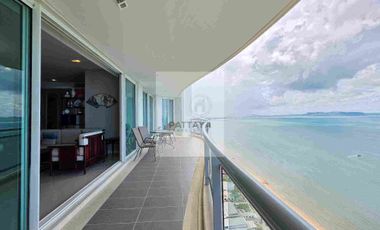 For sale 3 bedrooms condo in Jomtien, Pattaya