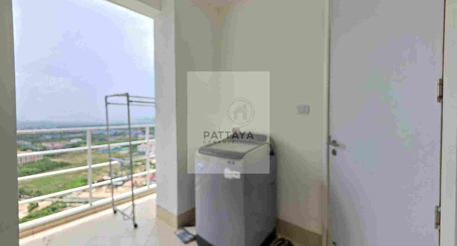 For sale 3 bedrooms condo in Jomtien, Pattaya