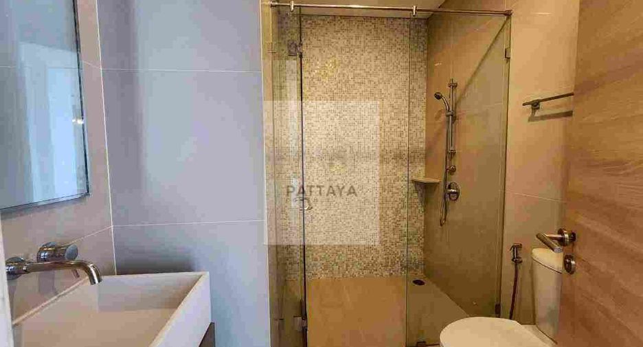 For sale 3 bedrooms condo in Jomtien, Pattaya