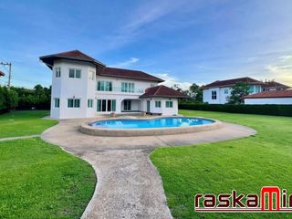 For rent and for sale 6 bedrooms house in Bang Lamung, Chonburi