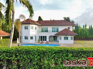 For rent and for sale 6 bedrooms house in Bang Lamung, Chonburi