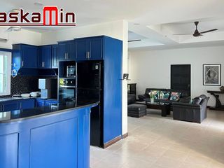 For rent and for sale 6 bedrooms house in Bang Lamung, Chonburi