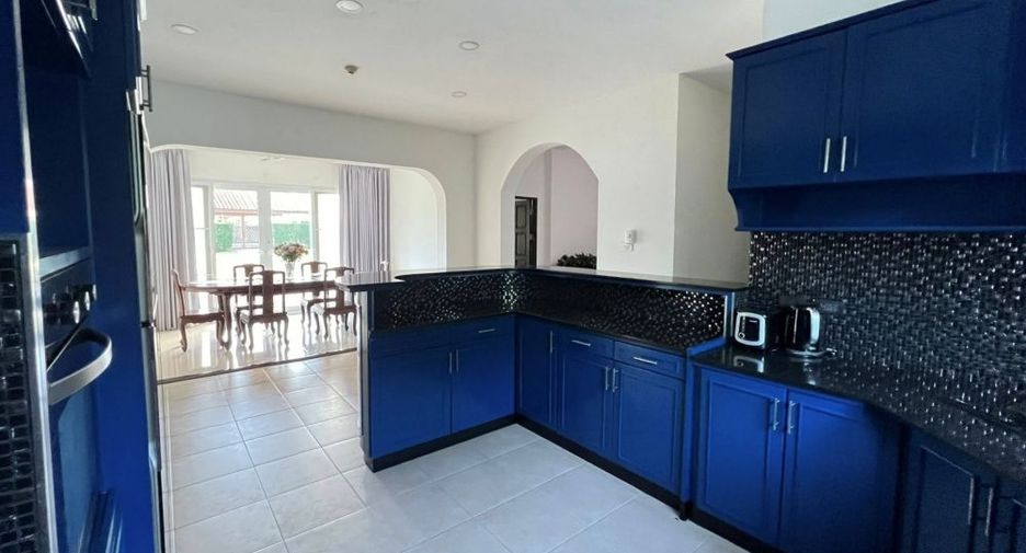 Haus zur Miete und zum Kauf mit 6 Zimmer in East Pattaya, Pattaya