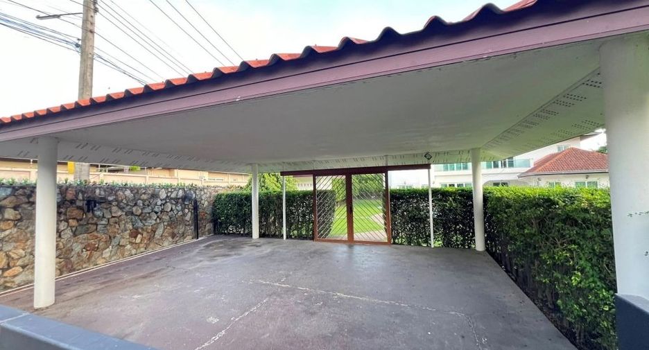 Haus zur Miete und zum Kauf mit 6 Zimmer in East Pattaya, Pattaya