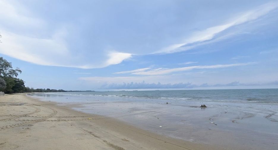 À vendre terrain à Mueang Rayong, Rayong