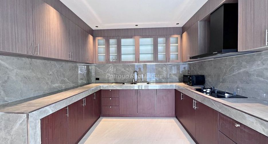For sale 5 ベッドルーム villa in East Pattaya, Pattaya