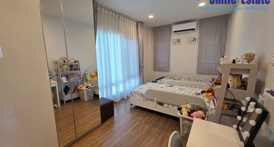 Haus zur Miete mit 4 Zimmer in Bang Phli, Samut Prakan