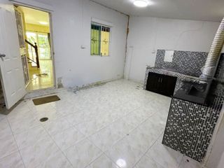 For sale 3 bedrooms townhouse in Don Mueang, Bangkok